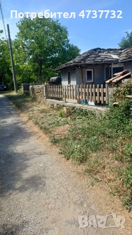 Продава се къща с дворно място, снимка 6 - Къщи - 53477219