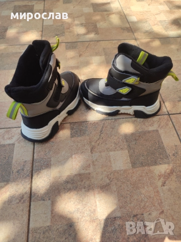 Детски ботушки номер 28 , снимка 3 - Детски боти и ботуши - 51709241