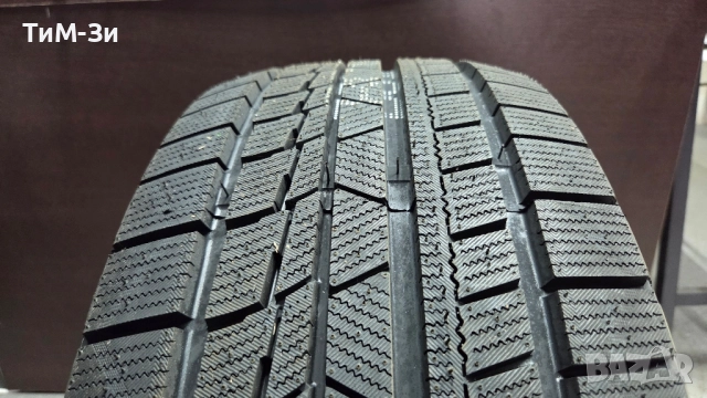 Зимни гуми 225/45R17, снимка 2 - Гуми и джанти - 52697701