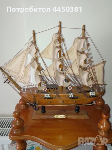 Много стар декоративен модел на кораб – Фрегата (38см) 🛳, снимка 2 - Антикварни и старинни предмети - 50918221