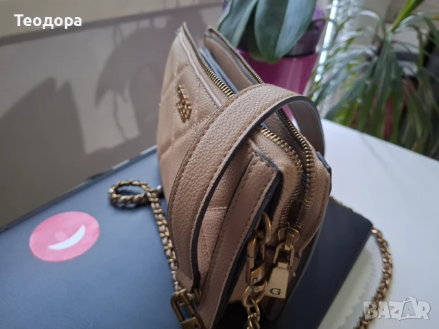 Нова чантичка  на  GUESS, снимка 6 - Чанти - 51237944