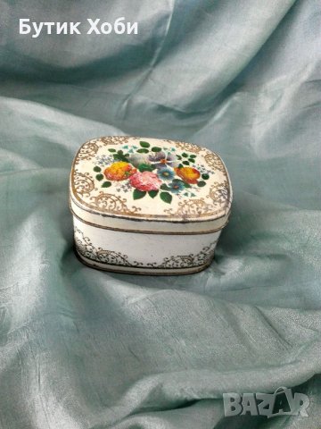 Стара английска ламаринена кутия , снимка 1