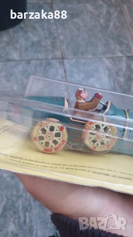 Ламаринена Играчка с кутия и ключе, снимка 5 - Колекции - 53258017