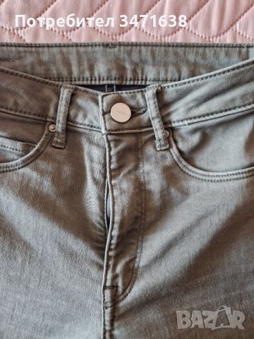 Различни цветове дънки от НМ