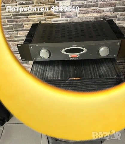 Професионален усилвател Alesis Ra300