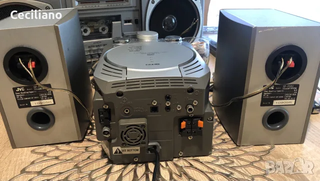  качествена компактна Hi-Fi система JVC CA-FSX1 , снимка 2 - Радиокасетофони, транзистори - 55807742