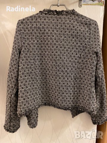 Дамски сака, снимка 10 - Сака - 44307442