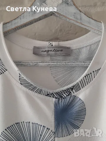 Блузка на Negative , снимка 2 - Тениски - 50416633