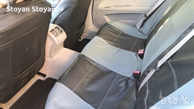 Продавам Мерцедес-Бенц Е240 Газ-бензин, снимка 9 - Автомобили и джипове - 50950609