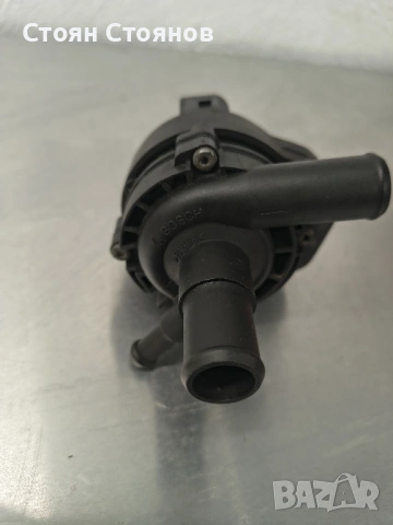 Допълнителна водна помпа за Mercedes-Benz, снимка 2 - Части - 53660237