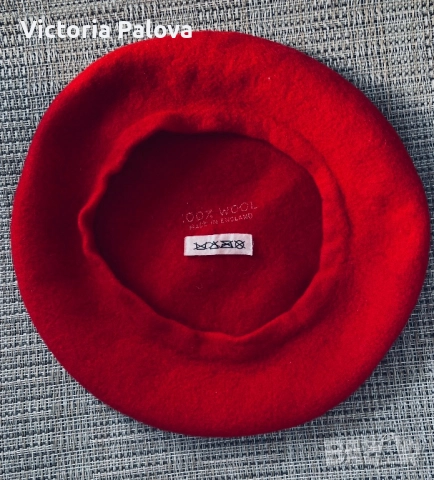 Модерна шапка- баретка Англия, снимка 5 - Шапки - 51640273