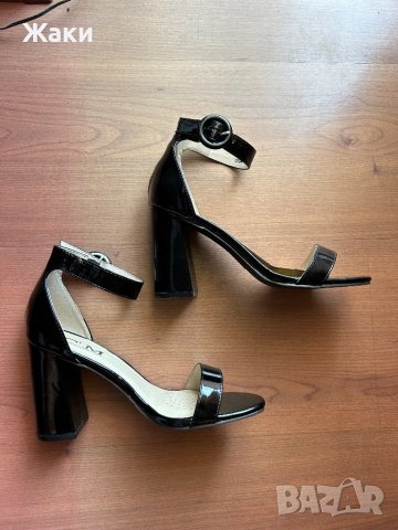 Обувки на ток черен лак, снимка 10 - Дамски елегантни обувки - 41993537
