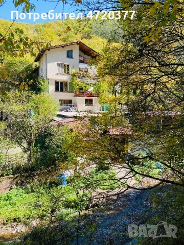 Къща на четири нива с изграден басейн област София