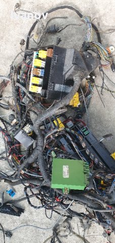Инсталация бордова бмв е34 кабели букси бмв е 34 модули bmw e34 окабеляване модул реле , снимка 5 - Части - 42537192