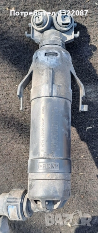 Пръскалка / Пръскалки фарове Volkswagen Touran II 2011-2015 1.6 TDI 105к. с, снимка 2 - Части - 51485153