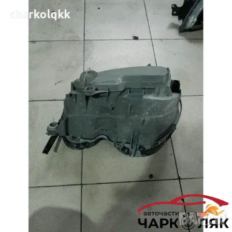 Фар десен Мерцедес Е230, снимка 4 - Части - 47834991