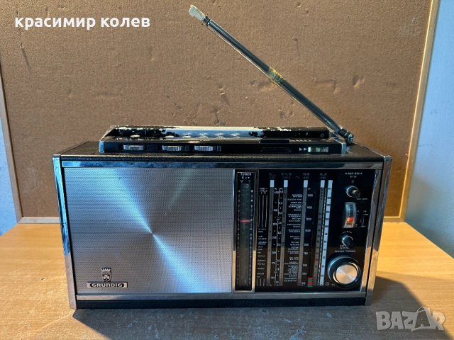 радиоприемник "Grundig Satellit Transistor 6000/6001"