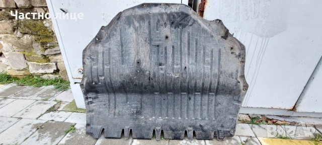 Продавам оригинална кора под двигател за VAG групата, VW, Seat, Skoda