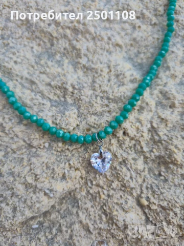 Колие с кристално сърце, снимка 2 - Колиета, медальони, синджири - 50858987