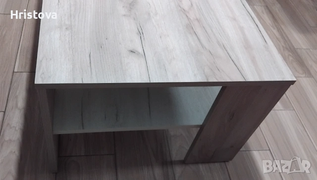 ниска маса, снимка 2 - Маси - 53506150