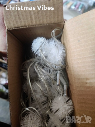 Многоцветни коледни LED лампички с топчета с щепсел- Многоцветни, дължина - 5м ,28 бр. лампички., снимка 10 - Лед осветление - 52095297