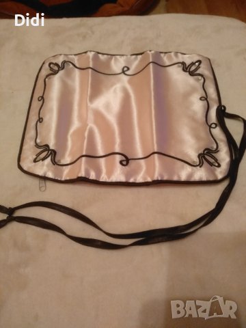 Козметична чантичка несесер 