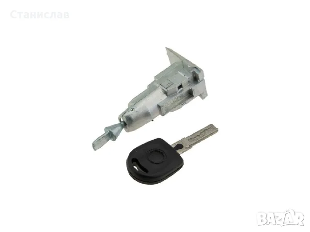 Патронник с ключ за VW Golf 6 – 5K0837167