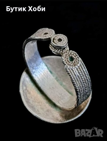 Старинен сребърен пръстен с корал , снимка 3 - Антикварни и старинни предмети - 41015774