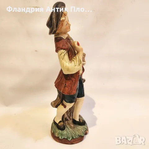 Ръчно рисувана статуетка на селски момък, снимка 3 - Статуетки - 49099595