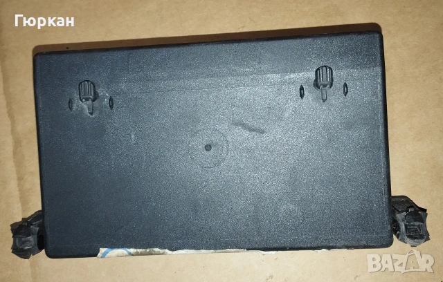 Mercedes 203 820 05 26 Контрол Модул на Лява Врата , снимка 2 - Части - 53779715