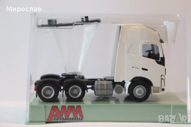 AWM H0 1/87 VOLVO ВЛЕКАЧ КАМИОН МОДЕЛ ТИР БЯЛ, снимка 5 - Колекции - 50784287