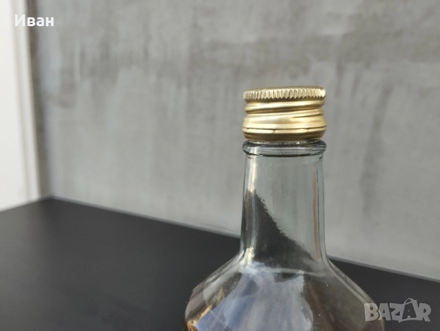 Соц Троянска билкова ракия 1977, снимка 7 - Антикварни и старинни предмети - 52558057