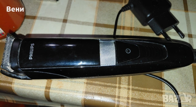 Самобръсначка и тример за брада, снимка 9 - Електрически самобръсначки - 53221532