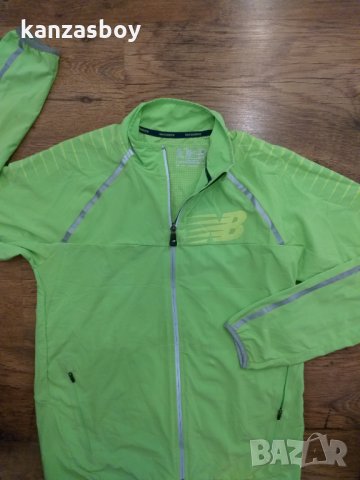 new balance - страхотно ръннинг горнище, снимка 10 - Спортни дрехи, екипи - 35995171