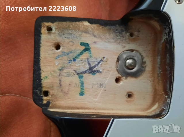 Fender Stratocaster American Standard (1993), снимка 16 - Китари - 53466949