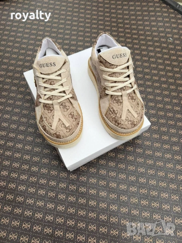 Guess НА ЕДРО Дамски Обувки Различни Цветове 8 Бр. , снимка 8 - Маратонки - 53066851