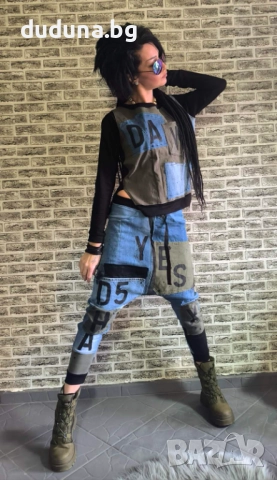 Страхотен дамски сет дънкови потури и блуза с деним в  нашия див стил!