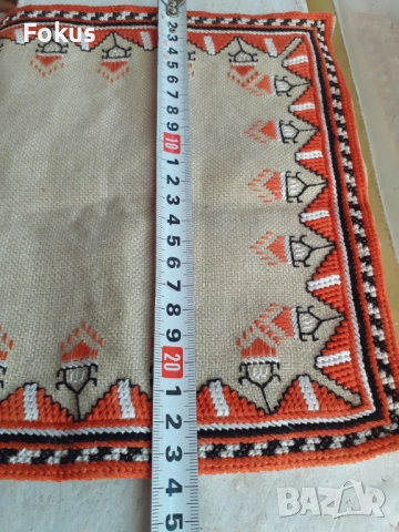 Каре бродерия шевица фолклор, снимка 5 - Антикварни и старинни предмети - 53413123