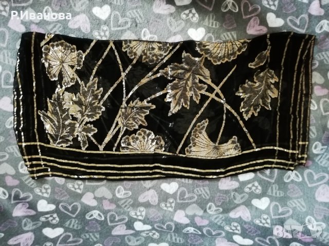 Оригинален дамски шал, снимка 3 - Шалове - 40581572