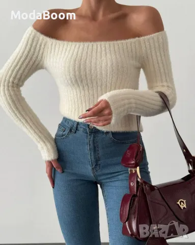 Бял дамски пуловер 