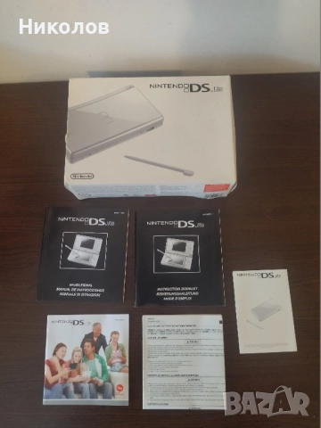 Продавам оригинална кутия за Nintendo DS Lite(сив цвят)