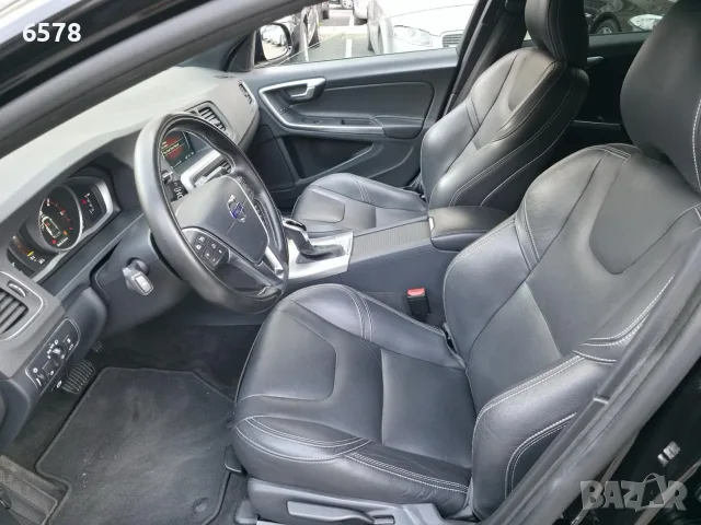 Volvo v 60 автомат, снимка 3 - Автомобили и джипове - 56045917