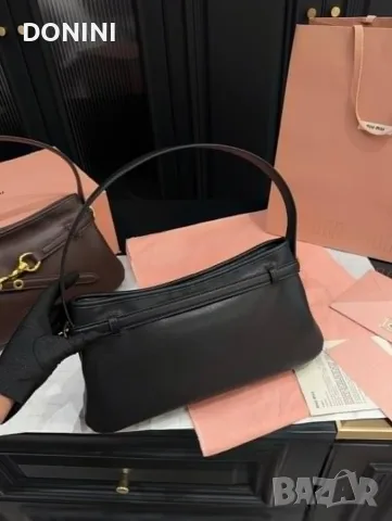 Miu Miu Aventure Hobo дамска чанта от естествена кожа, снимка 3 - Чанти - 55891275