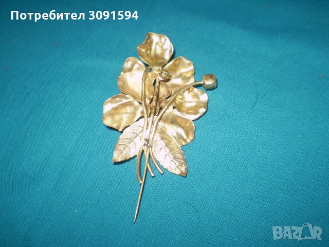 Ретро брошка голямо цвете , снимка 2 - Антикварни и старинни предмети - 34710530