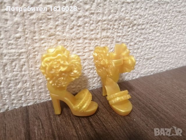 Нови кукли принцеси на Бел с рокли и аксесоари., снимка 9 - Кукли - 41628760