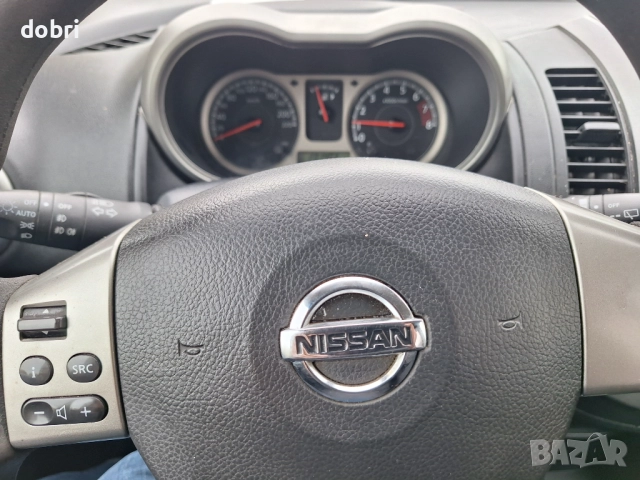 Нисан ноте 1.6 бензин 2007год,климатроник, снимка 14 - Автомобили и джипове - 52219667
