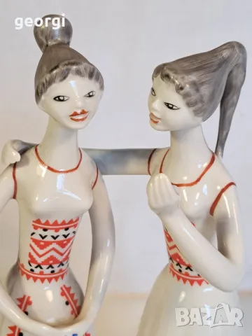 унгарска порцеланова фигура Hollohaza , снимка 2 - Колекции - 49773320