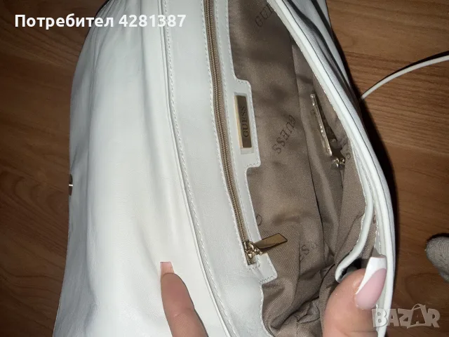 Чисто нова чанта Guess, снимка 2 - Чанти - 56181750