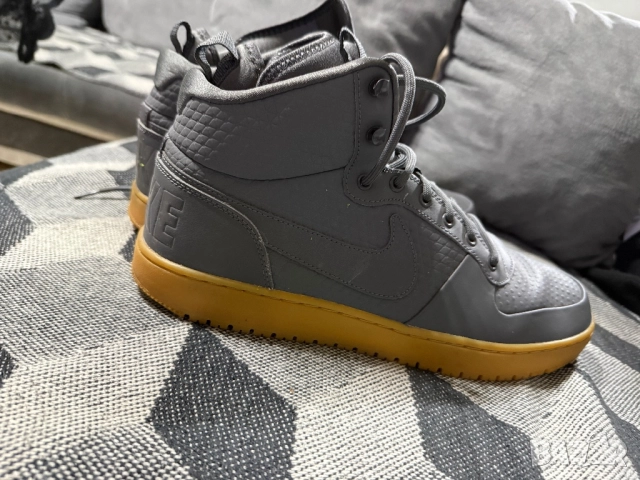 Nike Court Borough, снимка 4 - Маратонки - 52447759