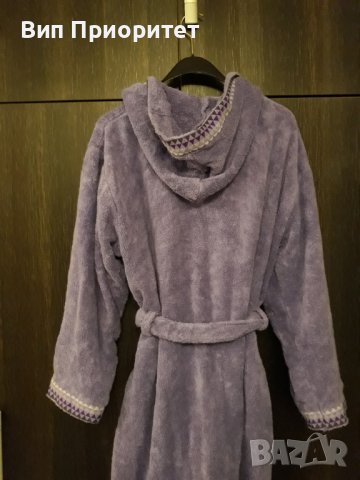 Кралски халат най-високо качество - хладко лилаво със стилна шевица, снимка 8 - Други - 39217671